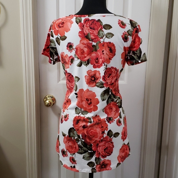 Top Fashion New York Floral Blouse - Picture 3 of 8